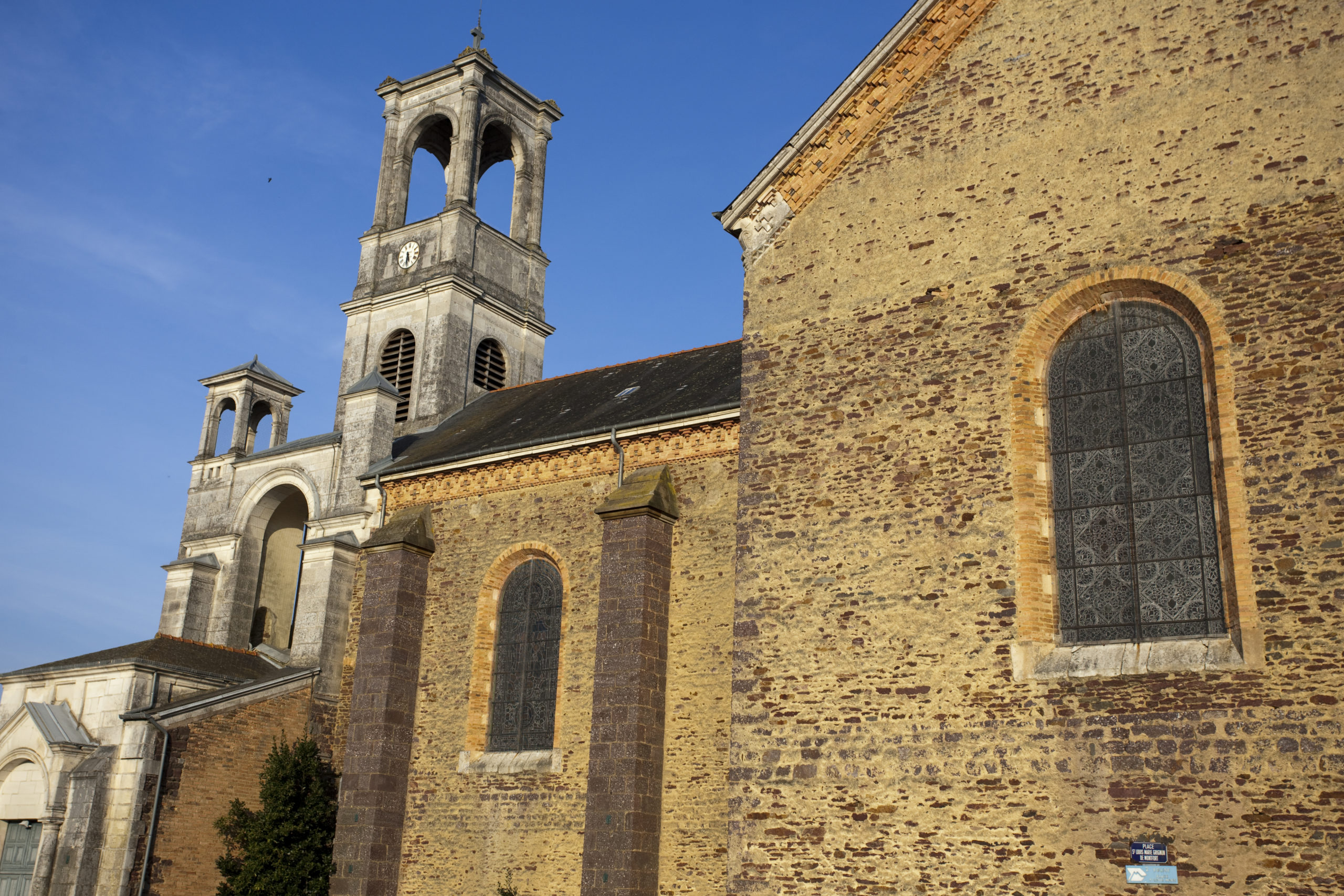 Architecture et Patrimoine Ville de MontfortsurMeu Site officiel